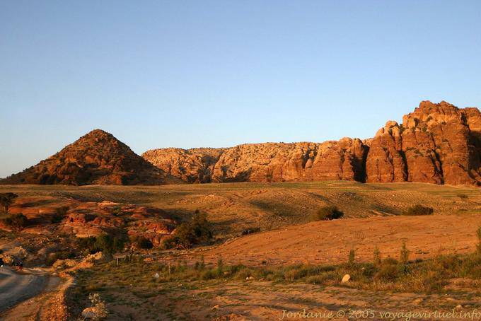 Evening light, around Petra - Jordan