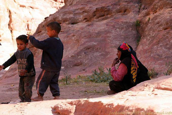 Bedouin childhood, Deir Petra - Jordan