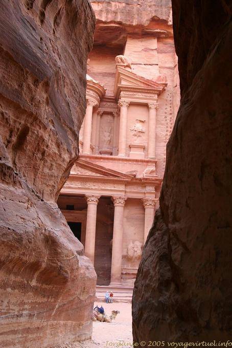 Khazneh, the Treasury Pharaoh visible from al-Siq gorge - Petra - Jordan