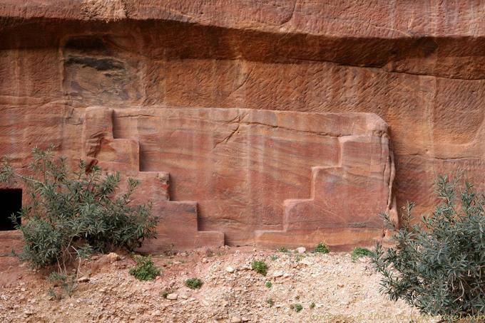 Double stairs or ornamentation, Petra Khubta - Jordan