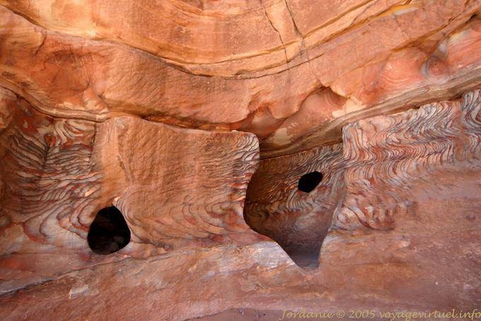 Room carved into the rock, Petra Khubta - Jordan
