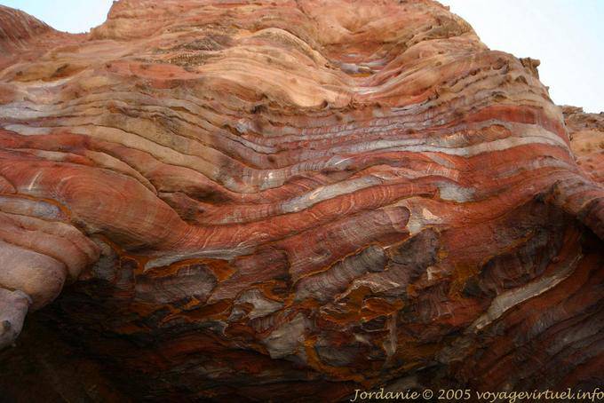 Geology of the cliff, Petra Khubta - Jordan