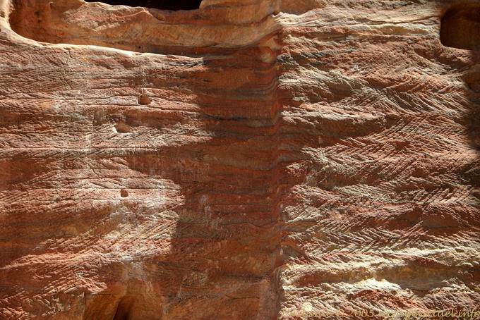 Streaks on rock, Petra Khubta - Jordan