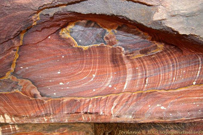 Moire rock, Petra Khubta - Jordan