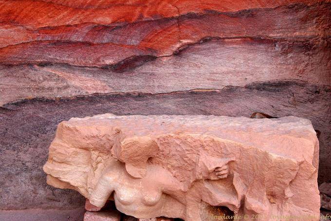 Sculpture still pointing the finger, former Archaeological Museum of Petra - Jordan