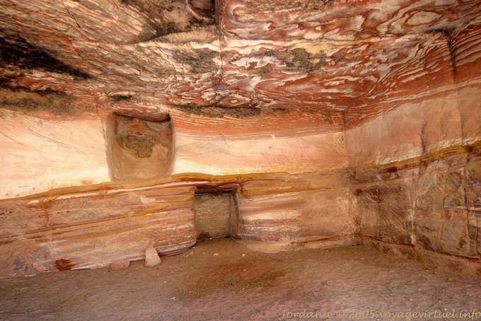 Colorful ceiling of a room Triclinium, Wadi Al-Farasa, Petra - Jordan