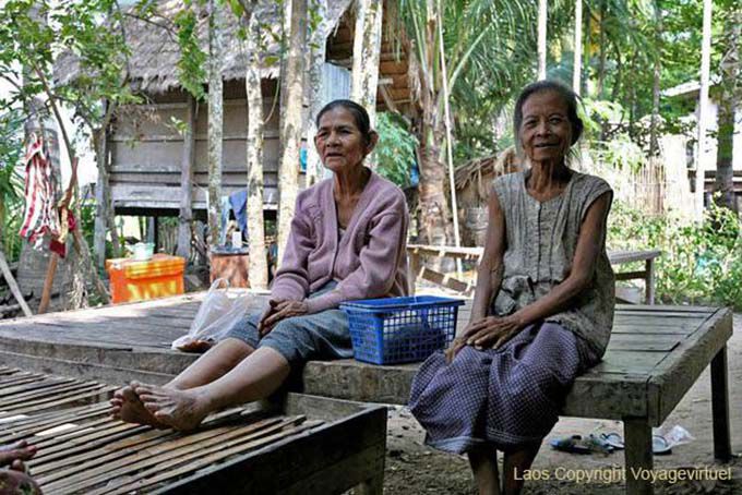 Rest of the old, Khone Island, Lao