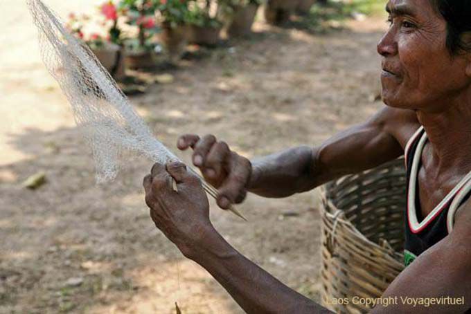 Netting, Khone Island, Lao