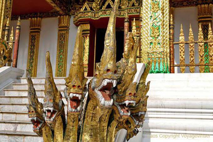 Snake-dragon, entrance to the pagoda Haw Pha Bang, Luang Prabang Palace, Lao