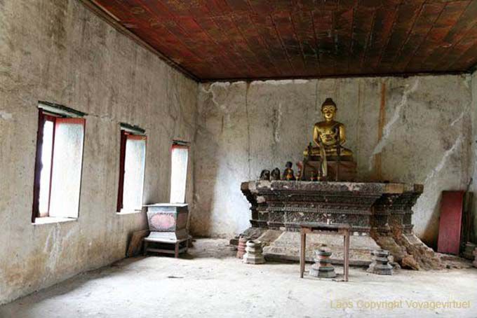 Old Wat Chom Phe, Luang Prabang, Lao
