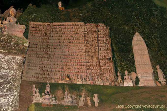 Shelves Buddhas in Pak Or, Lao