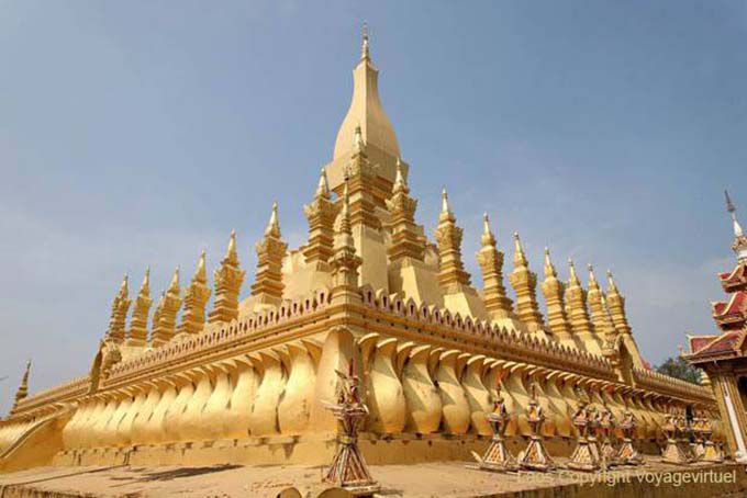 Stupa containing a piece of the sternum of Buddha, Wat That Luang, Vientiane, Lao