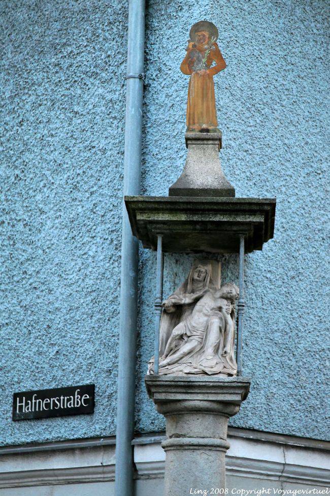 Hafnerstrasse, detail on a votive column, Linz - Austria