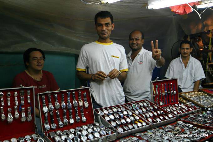 Friendly vendors, Chinese market, Kuala Lumpur - Malaysia