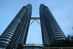 Petronas Twin Towers, designed by Argentine architect Cesar Pelli, Kuala Lumpur, Malaysia.