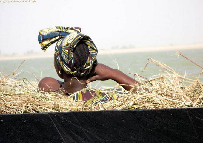 Entre Mopti et Tombouctou Pinasse Princesse Mali