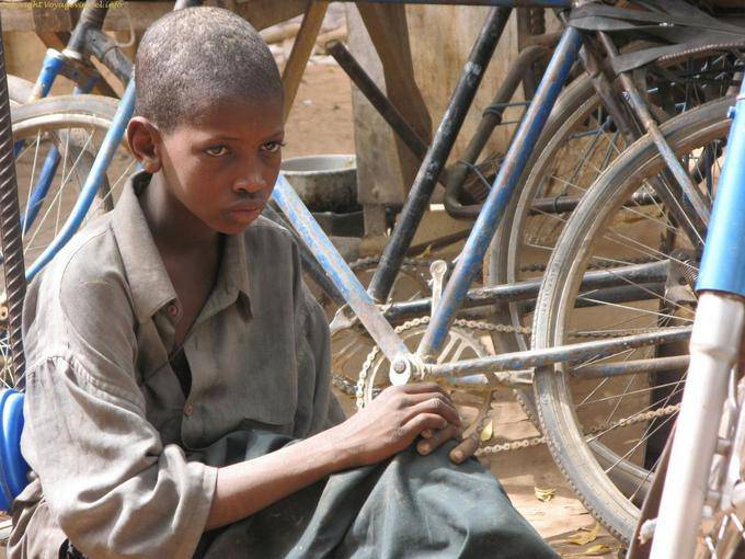 San Regard Enfant Mali