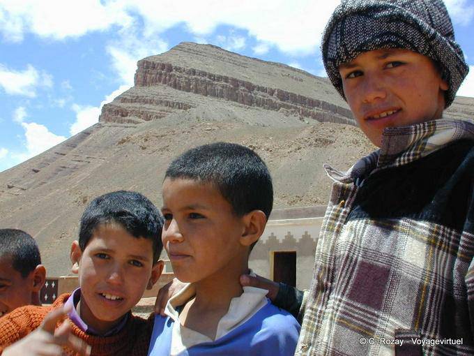 Children of the mountains, school Msemrir, Dades gorges - Morocco