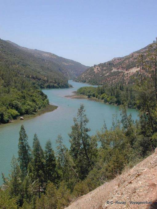 Azilal region, under the dam Bin-El-Ouidane - Morocco
