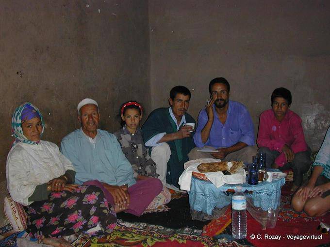 Moroccan family Tamgart - Morocco
