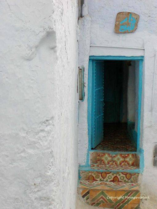 Stairs to the tiles, district rif Andalusians, Chefchaouen - Morocco