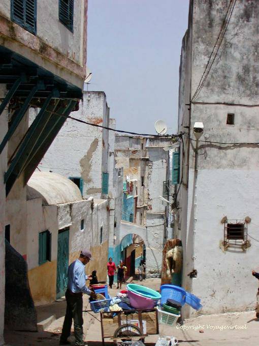 Peddler in an alley in the Kasbah, Larache - Morocco