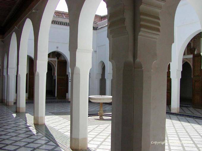 Small paved with marble and zelliges Court with a fountain, Bahia Palace, Marrakech - Morocco