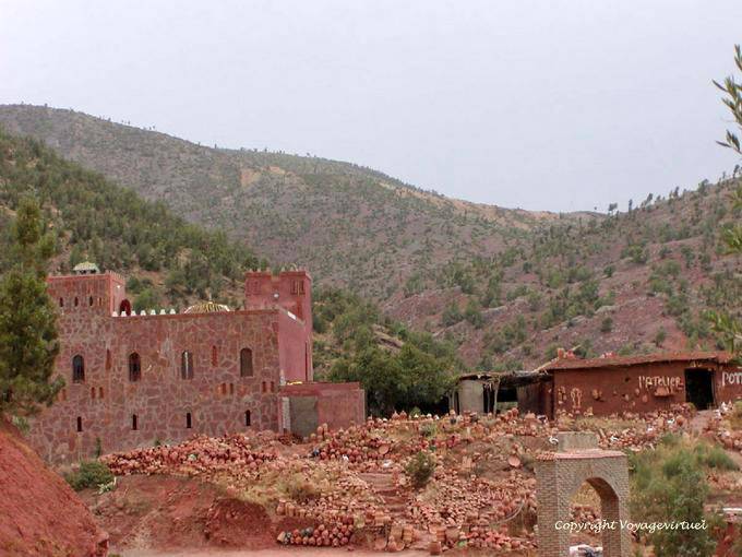 Potter's workshop and pottery to Tafza, Ourika Valley - Morocco