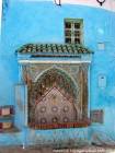 Fontaine and colors in the Medina of Chefchaouen, Morocco.