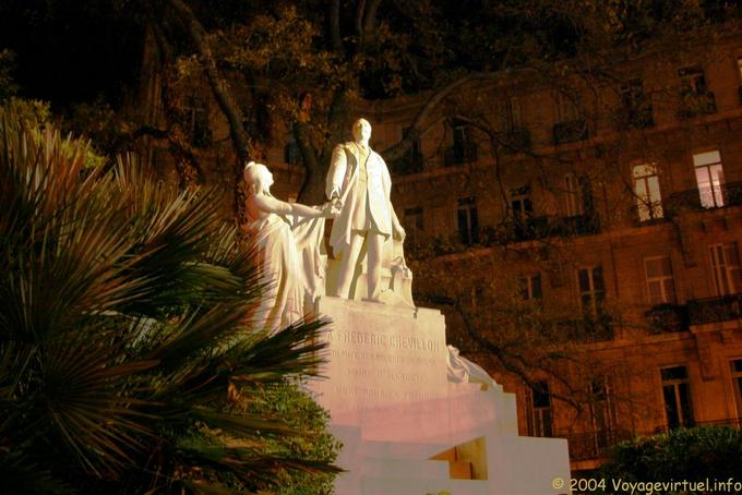 Statue Frédéric Chevillon, Marseilles - France