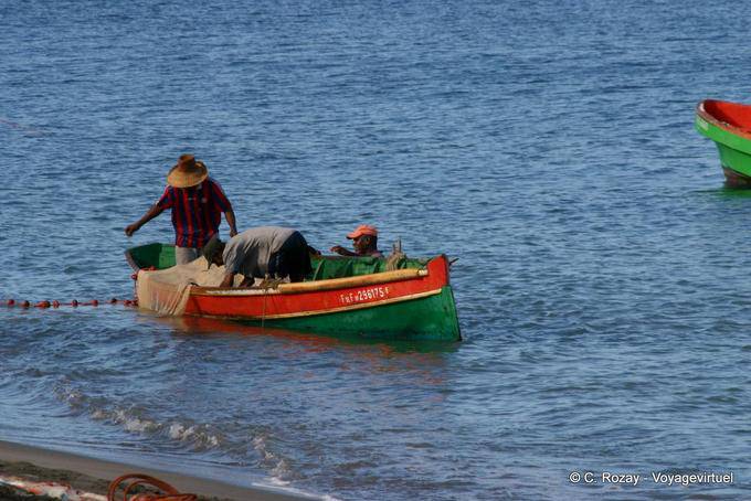 Fishermen in a boat - Martinique
