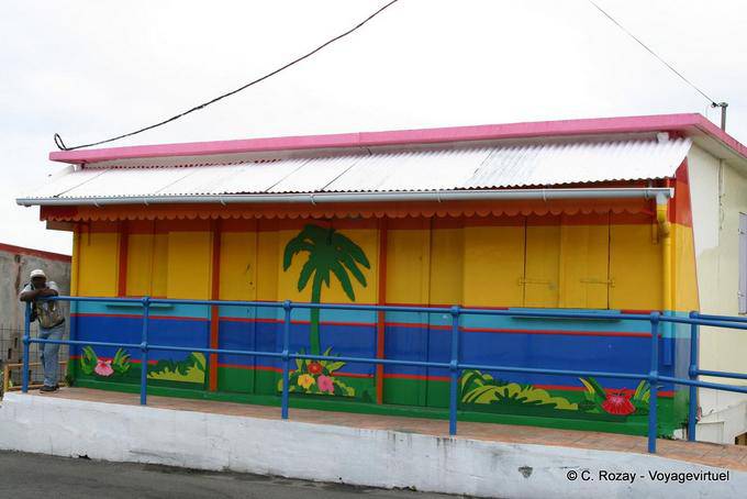 The colors of a painted facade, The Preacher - Martinique