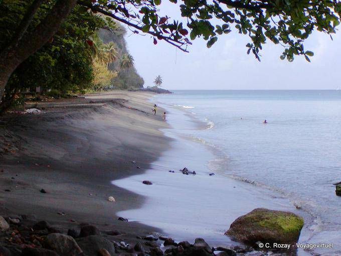 Anse Turin, volcanic sand beach to Le Carbet - Martinique