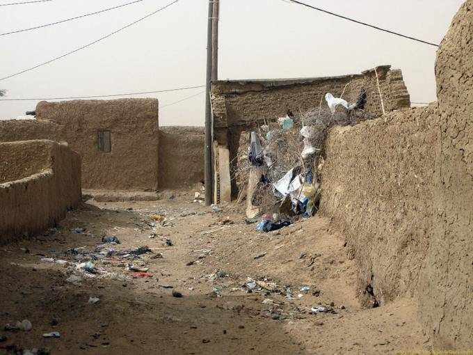 Plastics and other waste M'bout, Mauritania
