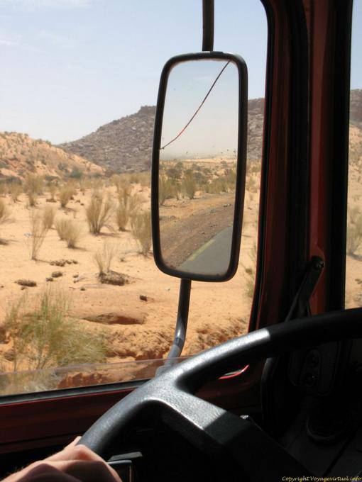 Vision in the rearview mirror, Hope Road, Mauritania