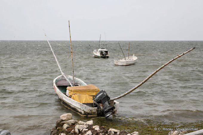 Boat on the fishing port, Campeche - Mexico