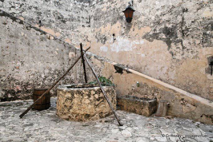 The well walls of Campeche - Mexico
