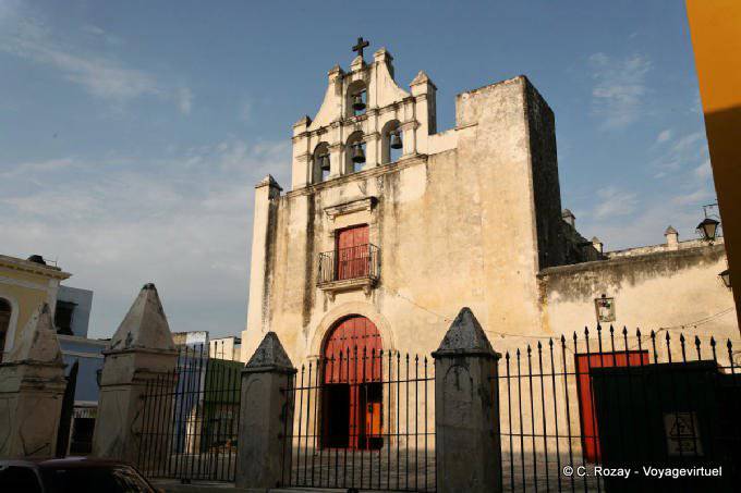 Facade of the Iglesia de El Dulce Nombre de Jesús, Campeche - Mexico