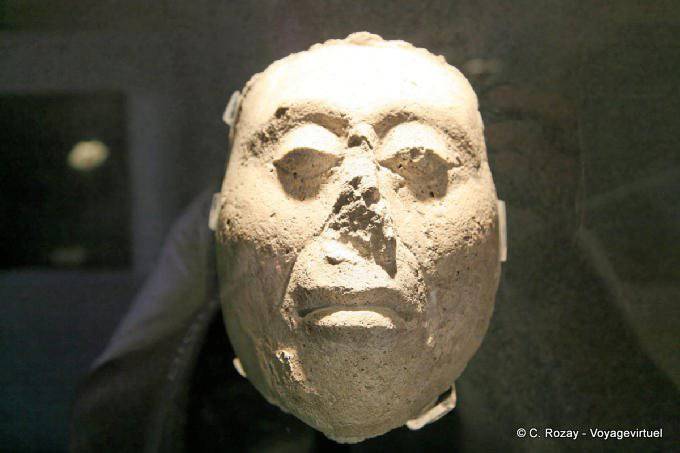 Head without nose, Museo Maya Archaeology, Campeche - Mexico