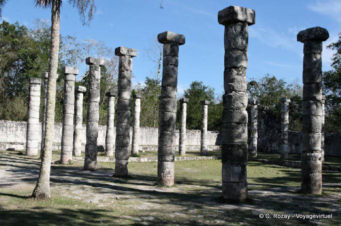 Garden inside the market, Grupo Las Mil Columnas Chichen Itza - Mexico