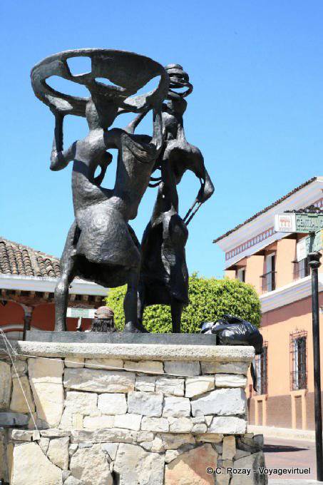 Modern statue in a square Comitán, Chiapas - Mexico