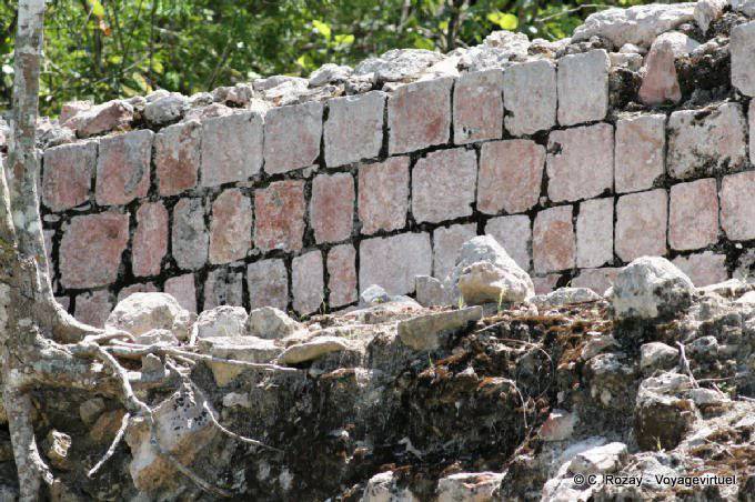 Wall colors preserved Edzná - Mexico