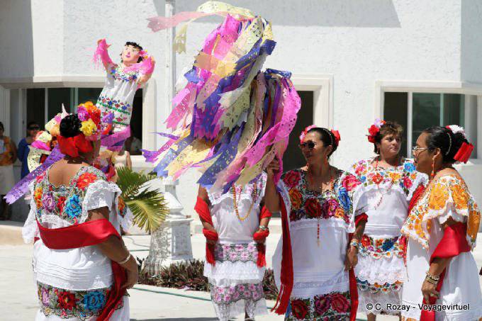 Traditional dance group, Puerto Morelos - Mexico