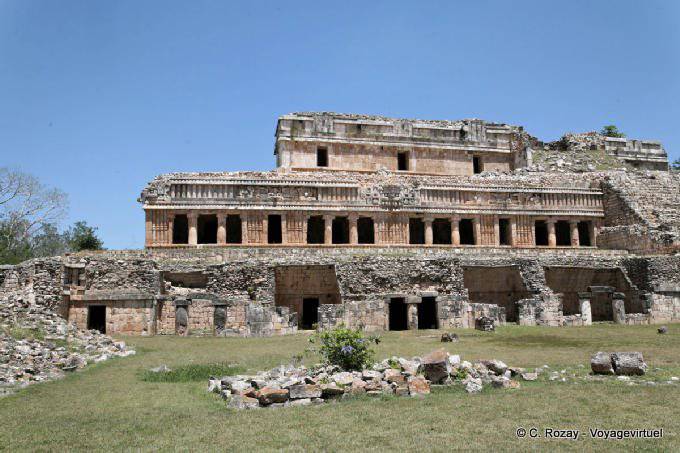 The western flank, with three floors and decor in applied columns and masks, Grand Palais, Sayil - Mexico