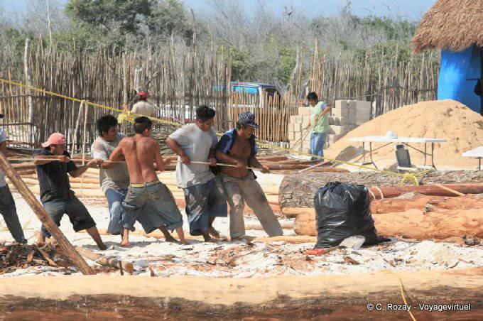 Construction workers, Tulum - Mexico