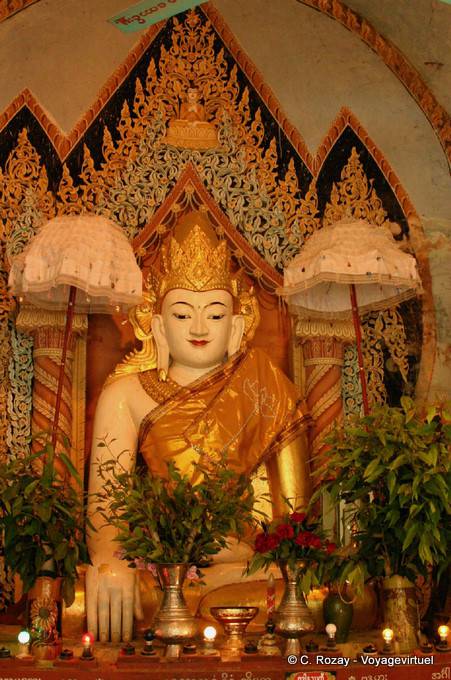 Golden Buddha sitting in the position of taking the earth to witness, Bagan - Myanmar (Burma)