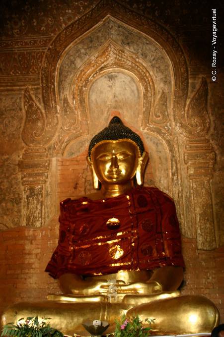 A Buddha statue in the Dhammayazika pagoda, Bagan - Myanmar (Burma)
