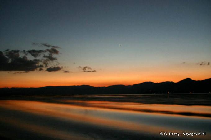 Ripple color evening on Lake Inle - Myanmar (Burma)