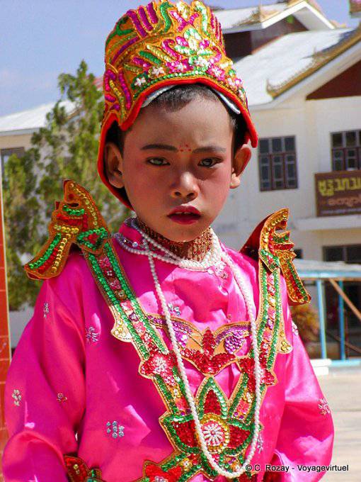 The boy in festive dress, the day he will become a monk, Daw U Pagoda Phaung Kyaung, Inle Lake - Myanmar (Burma)