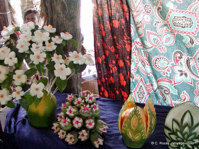 Bouquets of offerings made vegetables, Thaung Toe, Inle Lake - Myanmar (Burma)